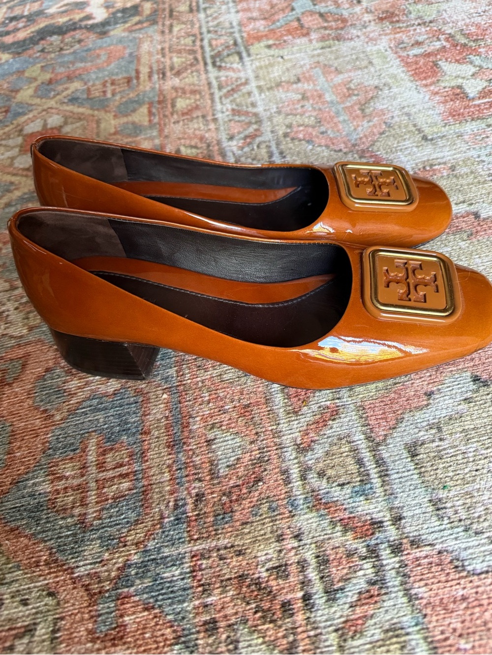 Tory Burch Georgia Cognac Patent Leather Pumps - Picture 2 of 5
